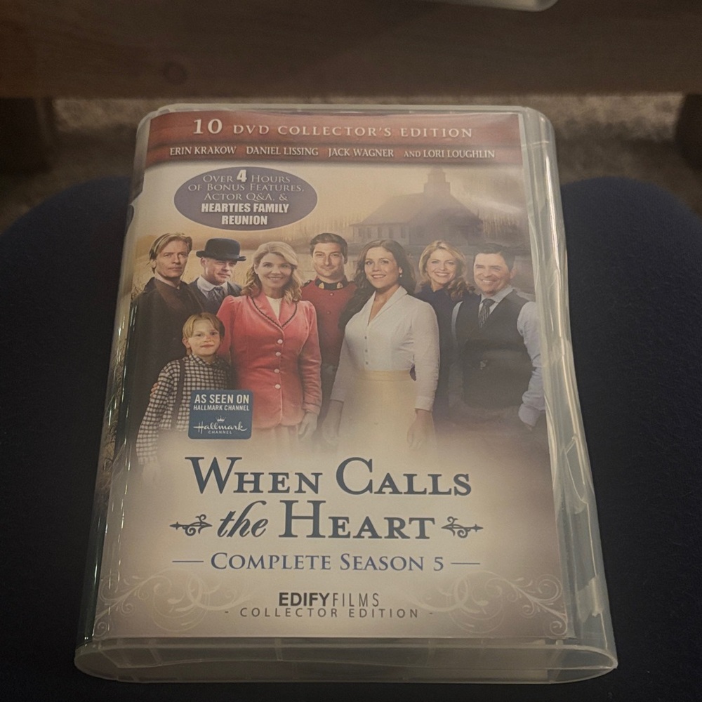 Hallmark DVD Collector's Edition - When Calls the Heart Season 5